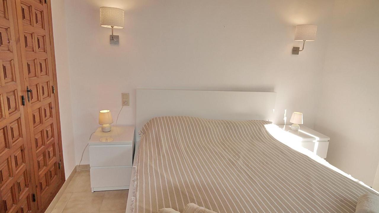 Yvonne - Chill Out, Free Wifi, Close To Facilities