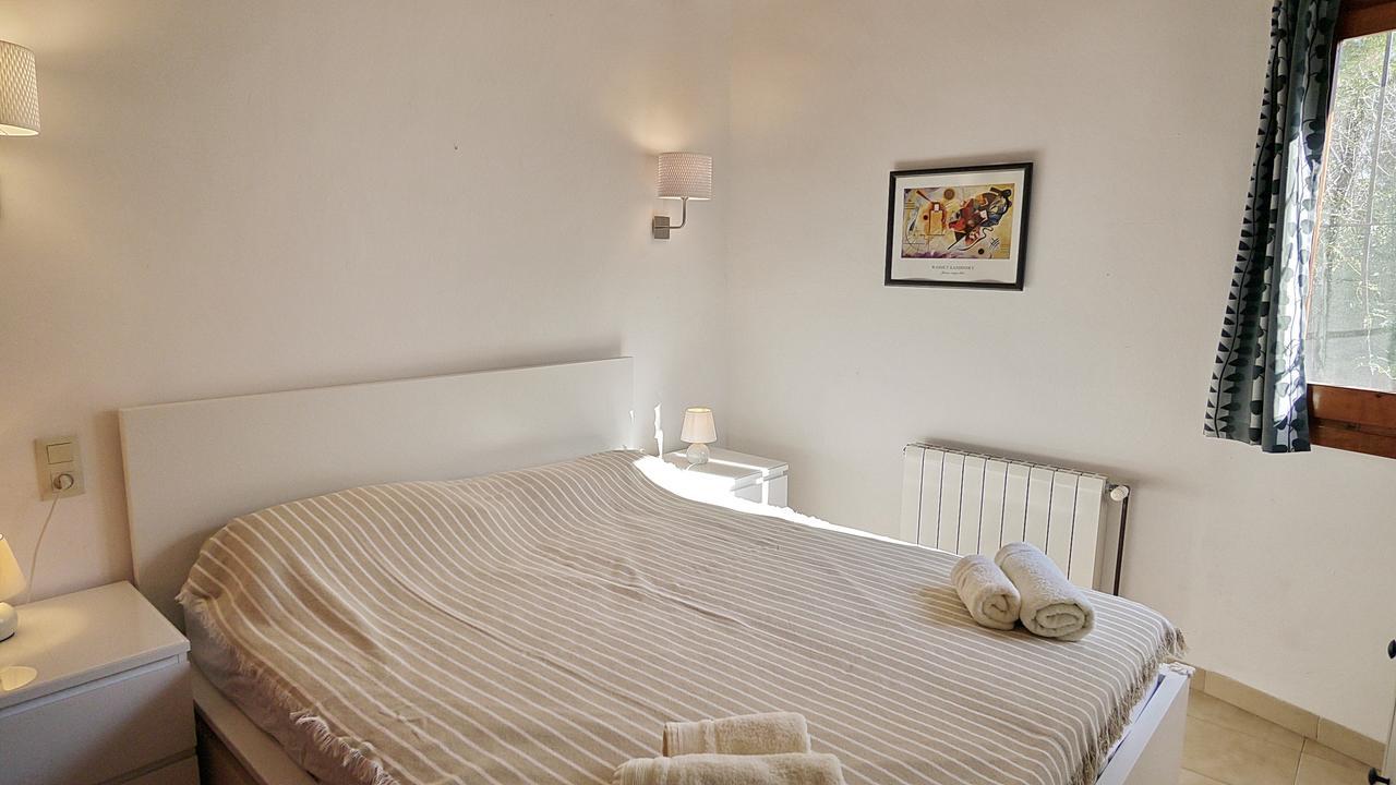 Villa Yvonne - Chill Out, Free Wifi, Close To Facilities *