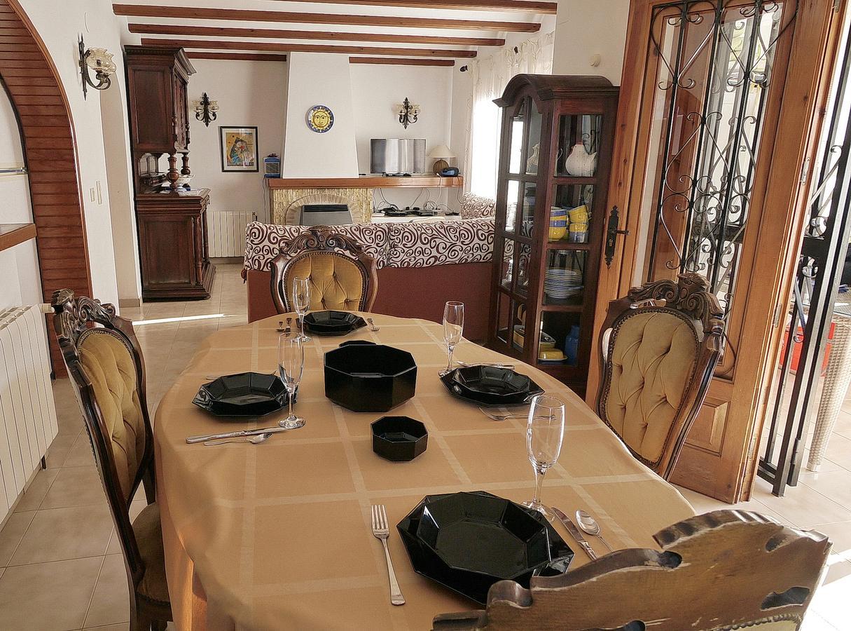 Villa Yvonne - Chill Out, Free Wifi, Close To Facilities *